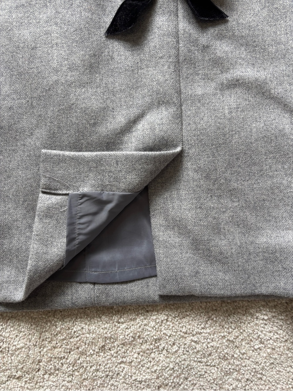 J. Crew Gray Pencil Skirt with Black Velvet Bows Size 12 - Picture 8 of 14